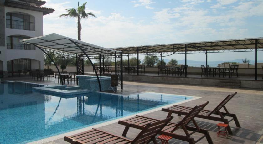 בורגאס Sarafovo D&V Apartments מראה חיצוני תמונה